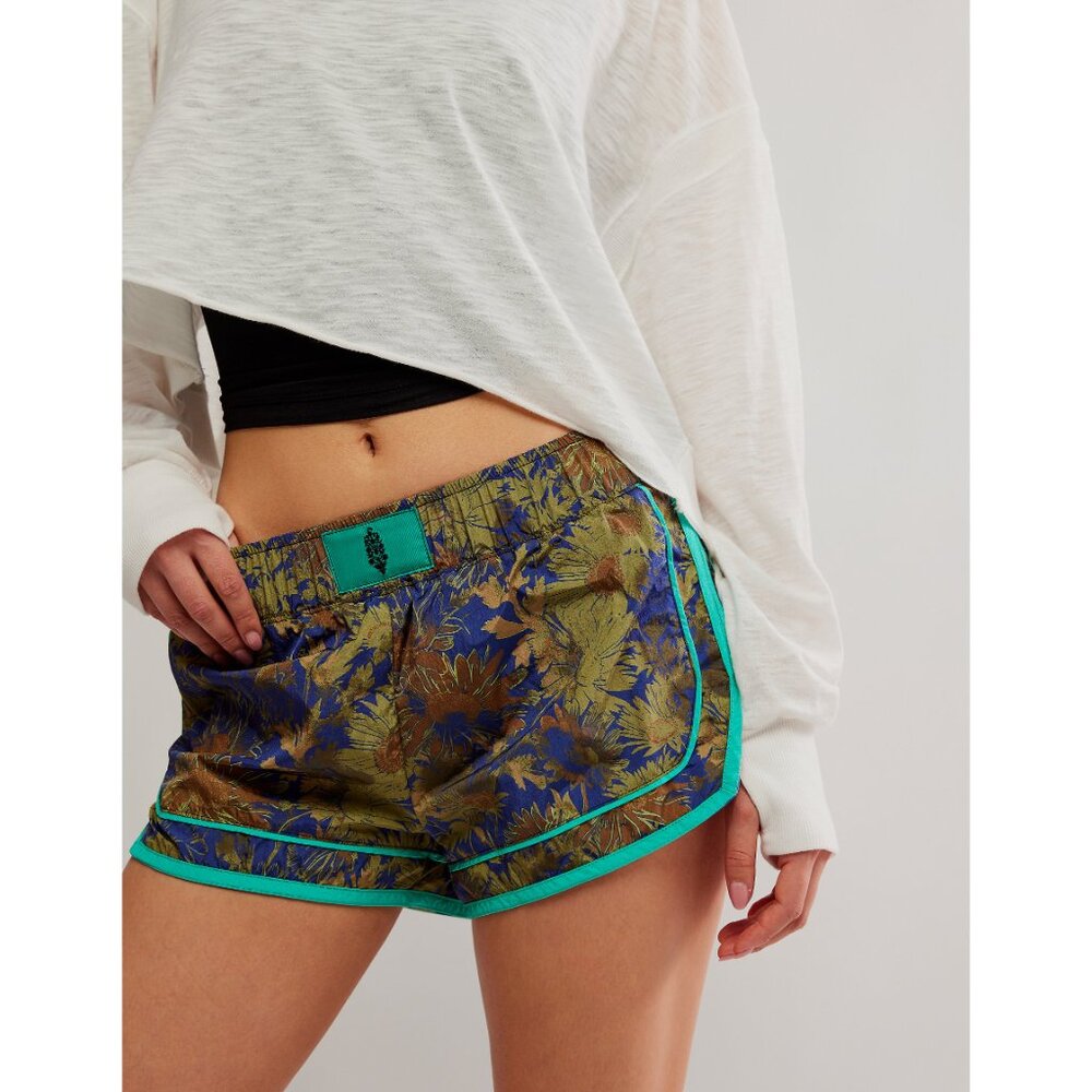 🌙FP MOVEMENT Varsity Blues Printed Shorts/Floral Camo Combo🌙